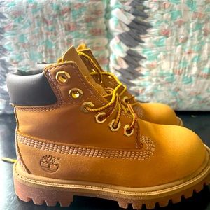 Toddler 8.5 Timberland Boots